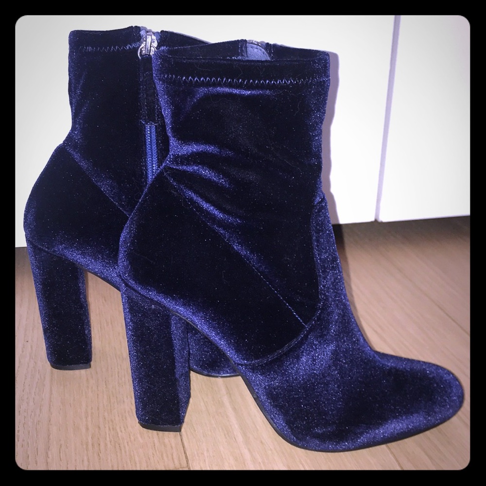 Steve Madden Blue Velvet Booties
